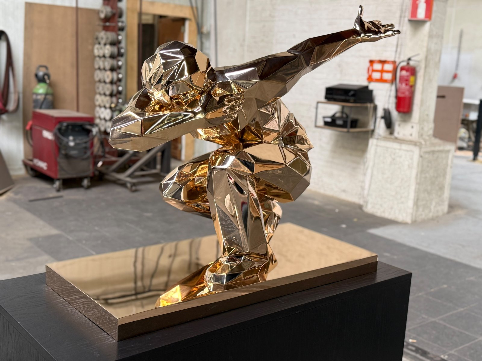 When If Not Now — L'Edizione Aurea, by Marc Pos, workshop view 1